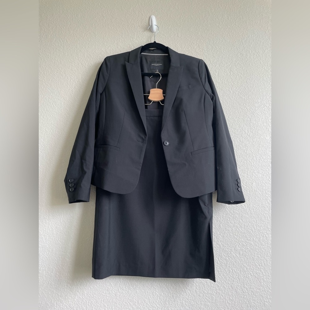Banana Republic Skirt Suit